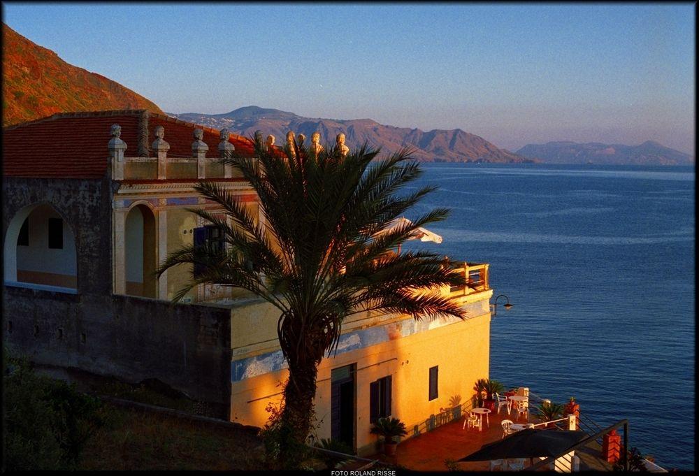 Hotel L'Ariana ISOLE EOLIE - UNA Esperienze Leni Exterior foto