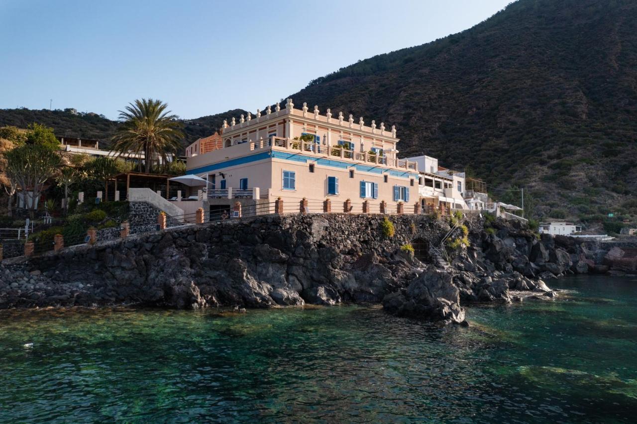 Hotel L'Ariana ISOLE EOLIE - UNA Esperienze Leni Exterior foto