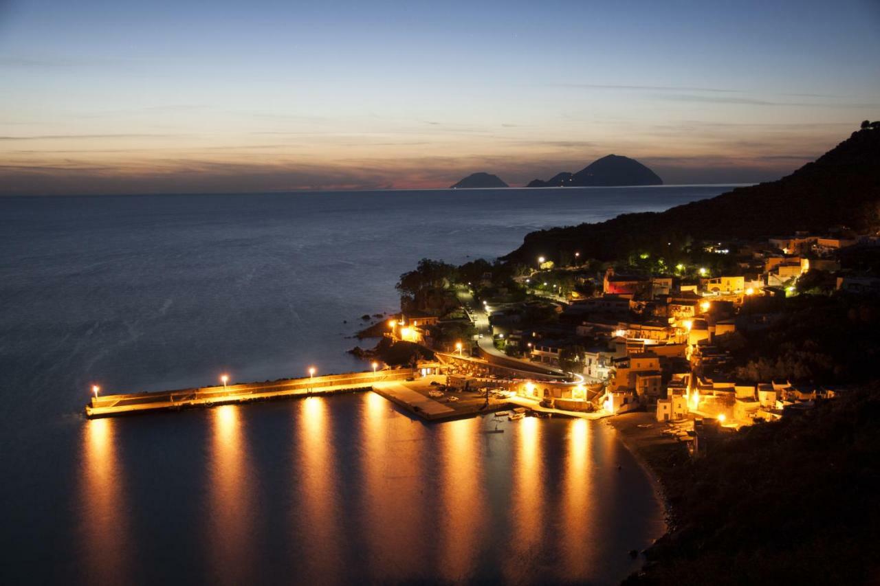 Hotel L'Ariana ISOLE EOLIE - UNA Esperienze Leni Exterior foto
